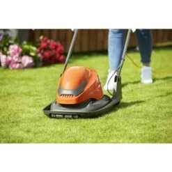 FLYMO Tondeuse électrique Sur Coussin D’air SimpliGlide 330 - 1700W / Largeur De Coupe 33cm / 4 Hauteurs De Coupe / Technologie Coussin D’air / Guidon Repliable (970482862) 10 FLYMO Tondeuse électrique Sur Coussin D’air SimpliGlide 330 - 1700W / Largeur De Coupe 33cm / 4 Hauteurs De Coupe / Technologie Coussin D’air / Guidon Repliable (970482862) -Tondeuse Et Accessoires Boutique 55014859 4